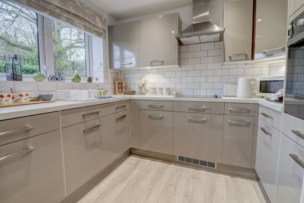 Property photo 3 of 10 Picture No. 06