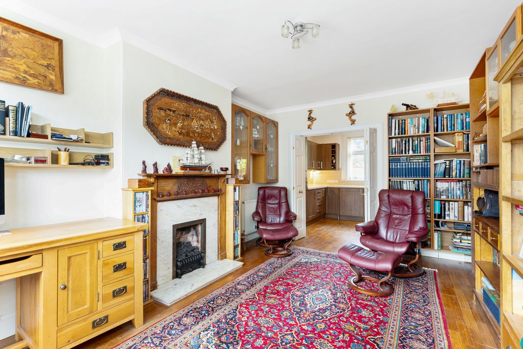 Property photo 2 of 13 Property Image 2