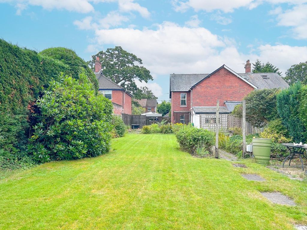 Property photo 3 of 13