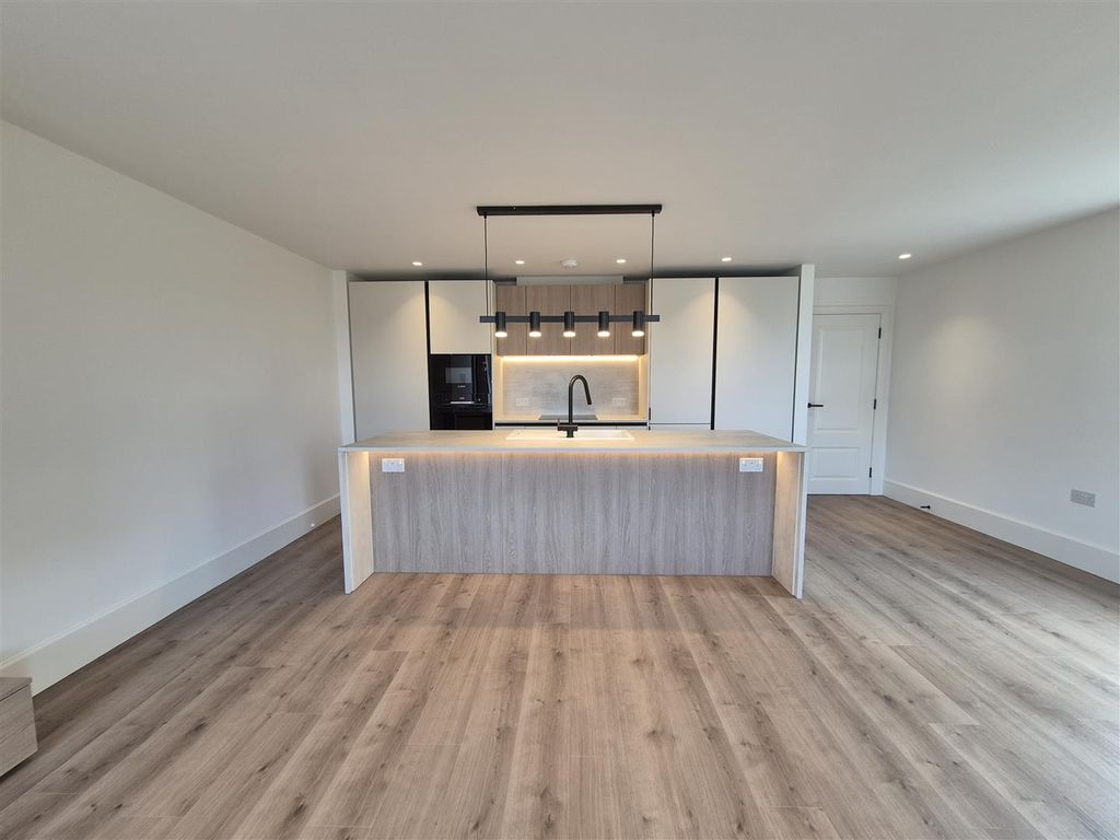 Property photo 3 of 19 Kings14.Jpg