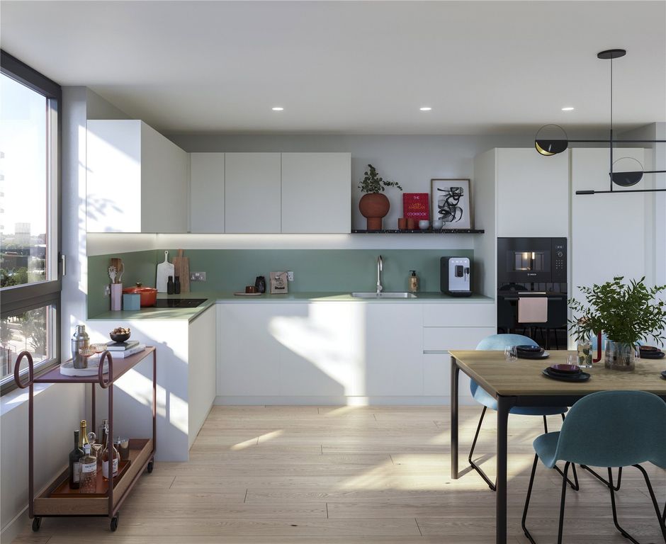 Property photo 3 of 12 Kitchen