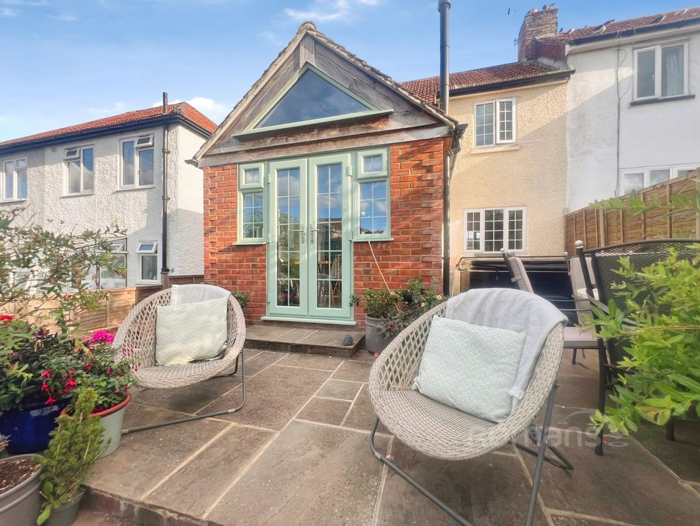 Property photo 3 of 22 Pbox-Img.Jpg
