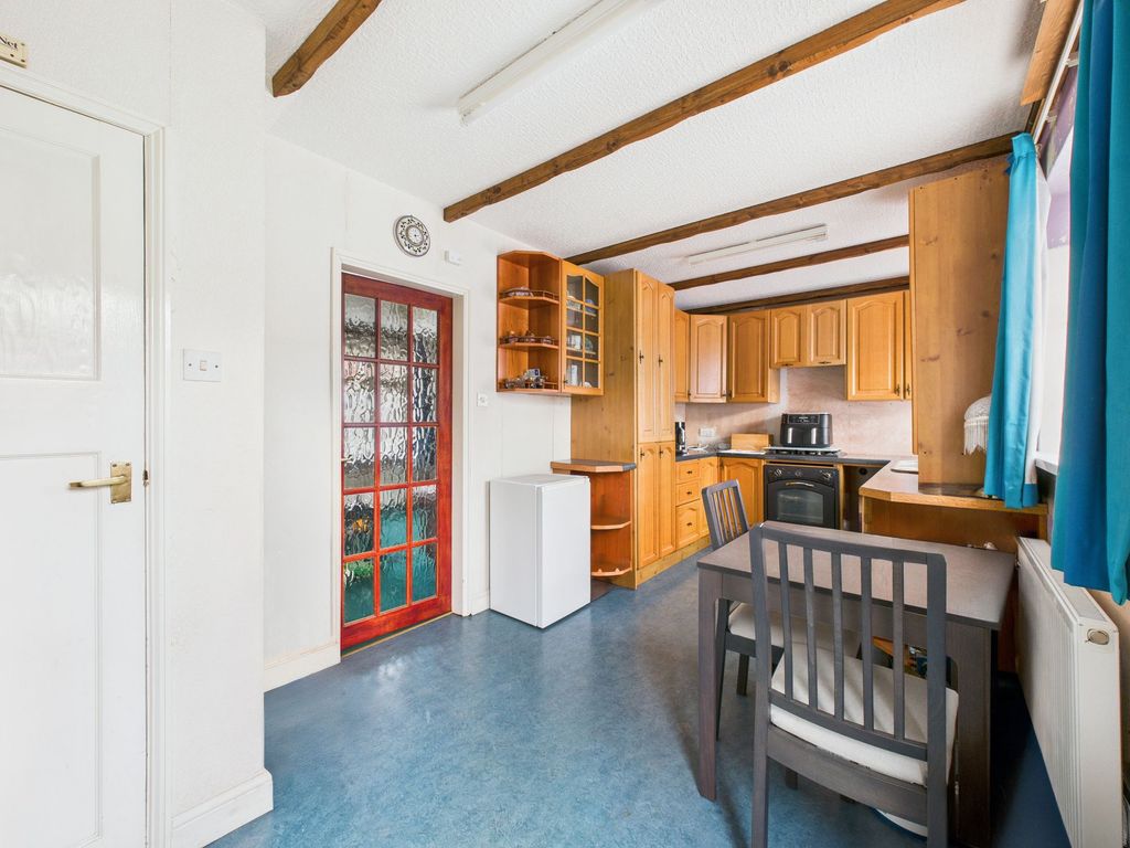 Property photo 3 of 15 Dining Kitchen