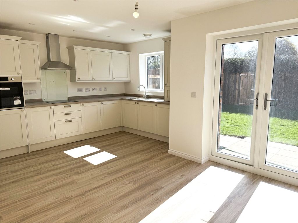 Property photo 2 of 11 Picture No. 02