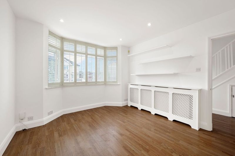 Property photo 2 of 14 Picture No. 19