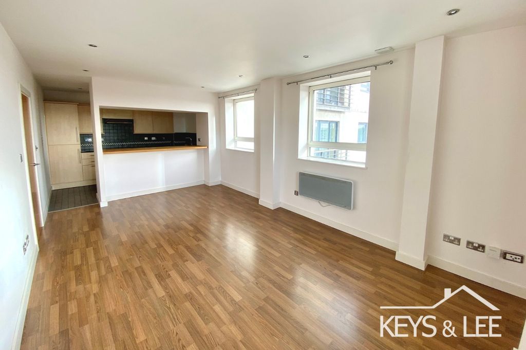 Property photo 2 of 10 1984054