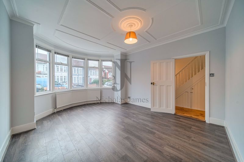 Property photo 3 of 29 Photo 3