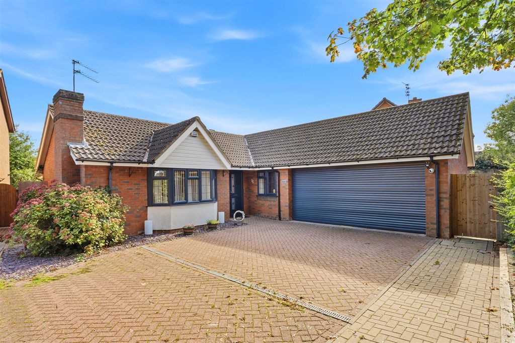 Property photo 1 of 27