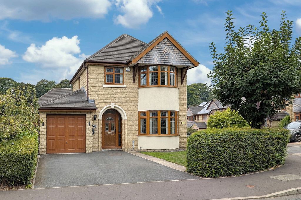 Property photo 1 of 21 Ewemove Brighouse Victoria Chase (17)
