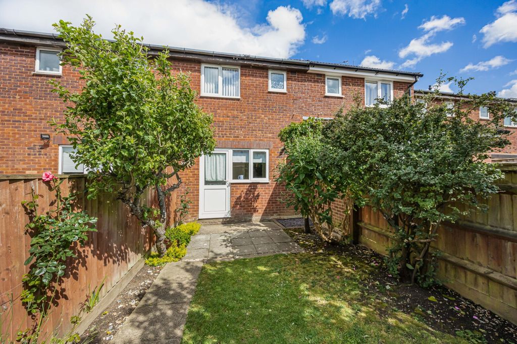 Property photo 1 of 12 Picture No. 04