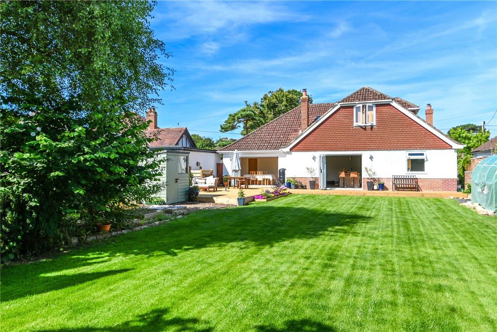 Property photo 1 of 30 Picture No. 32