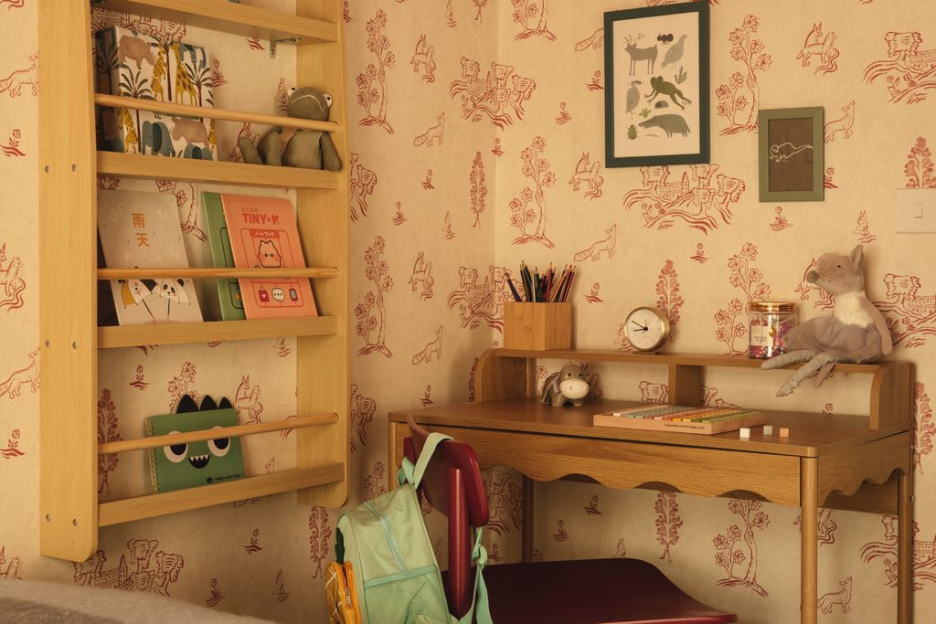 Property photo 3 of 9 Townhouse Show Home Children's Room