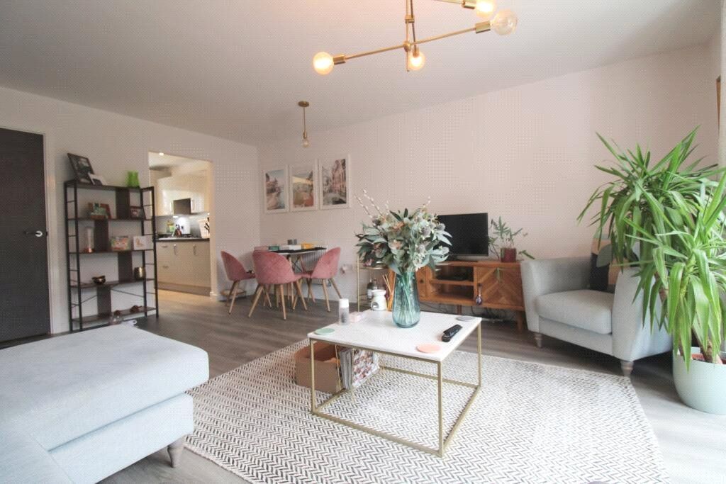 Property photo 3 of 11 Picture No. 02