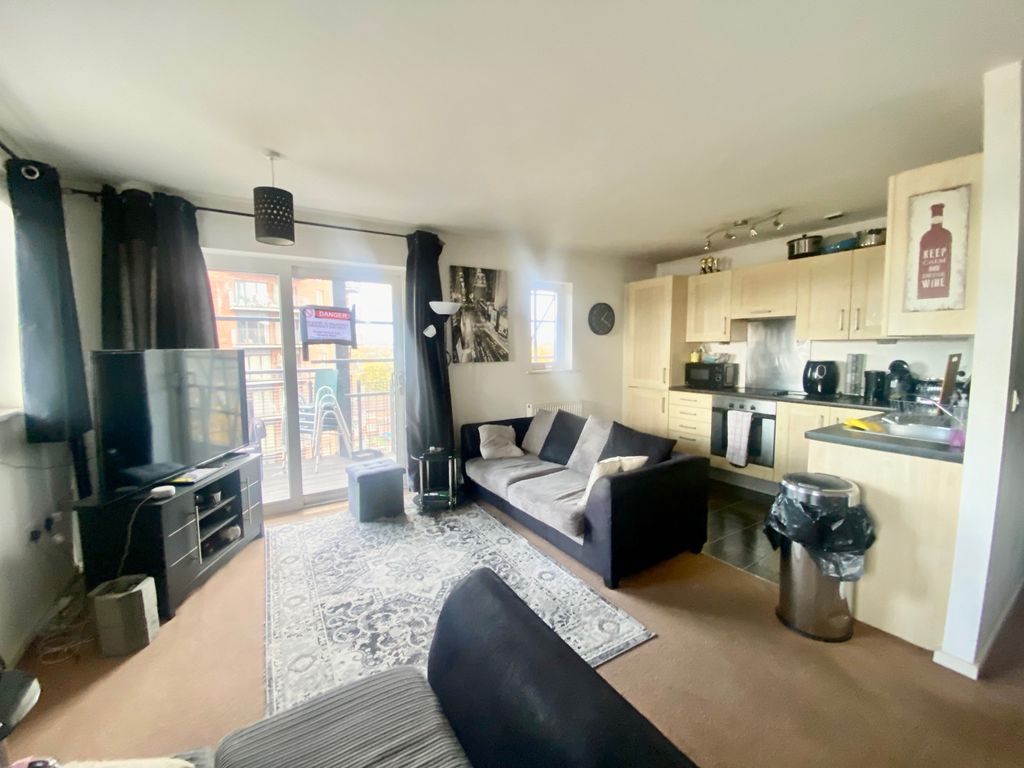 Property photo 1 of 9