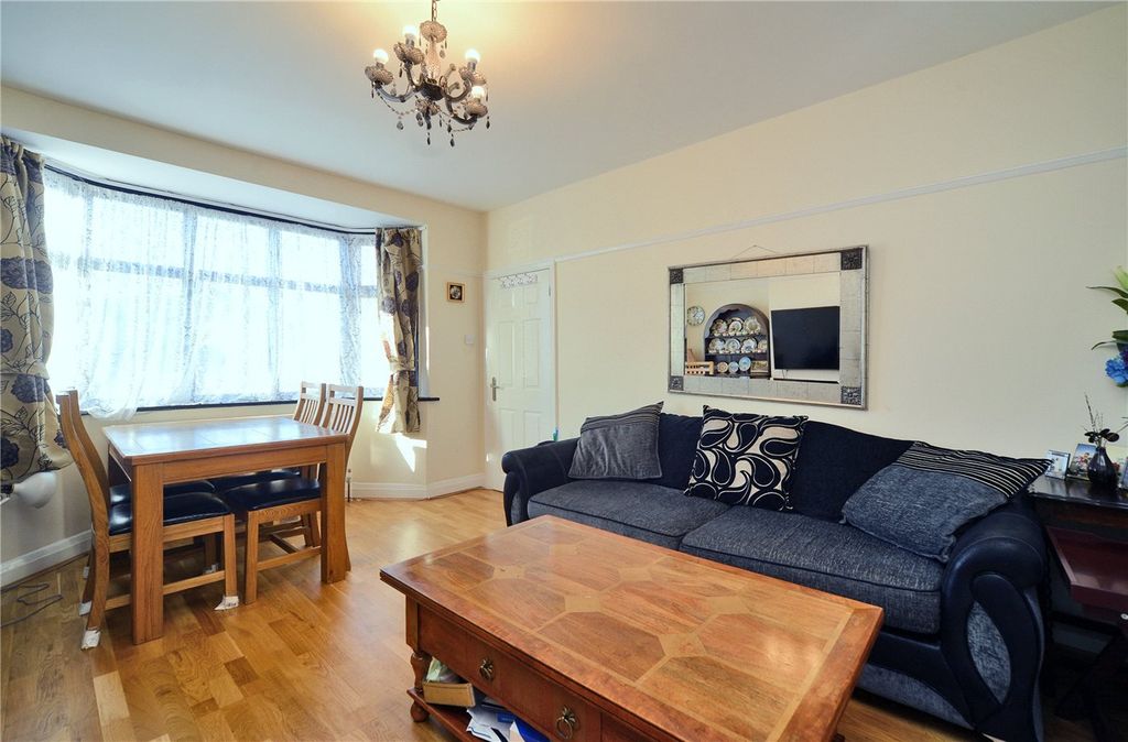 Property photo 2 of 16 Picture No. 04