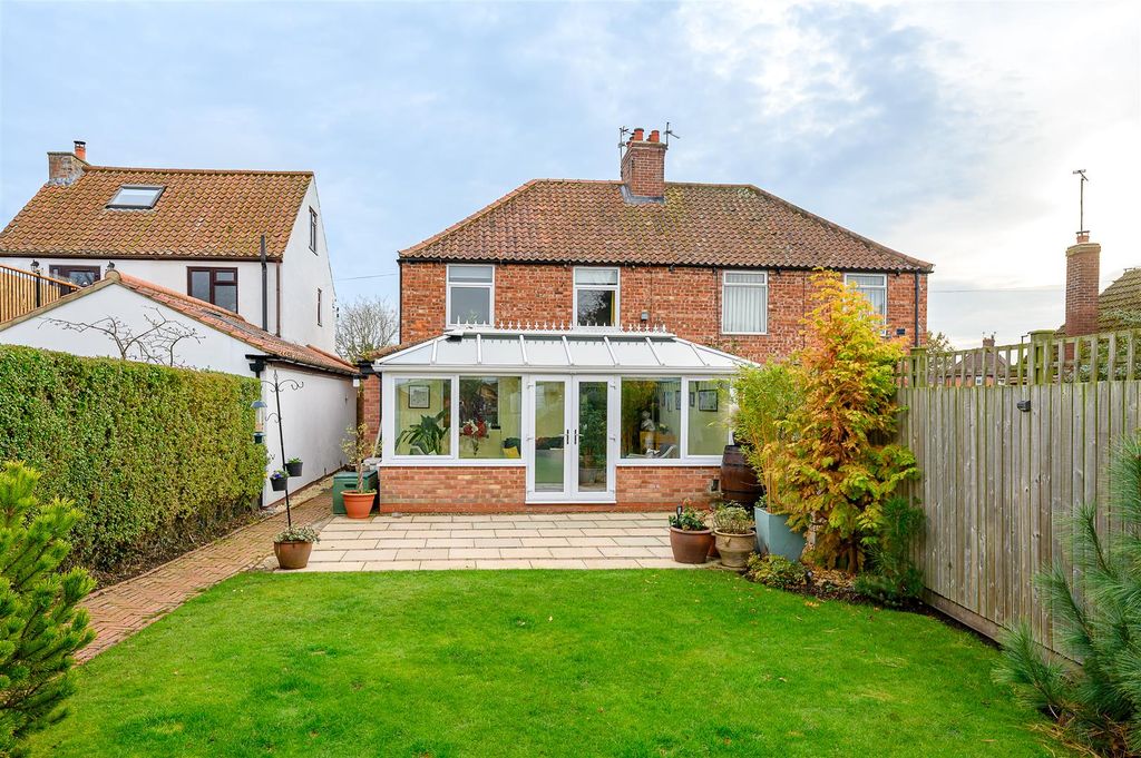 Property photo 3 of 19 Rear View