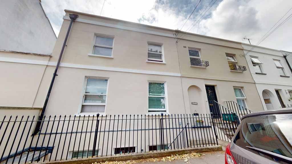 Property photo 1 of 9 07182025_145950 (1)