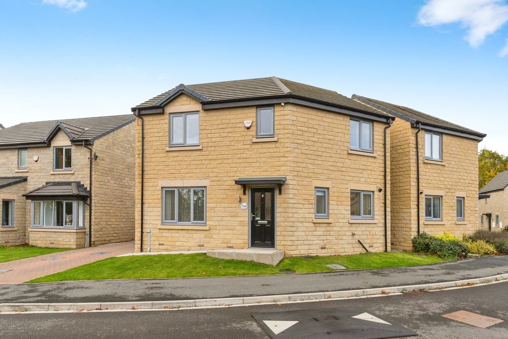 Property photo 1 of 18 Pbox-Img.Jpg