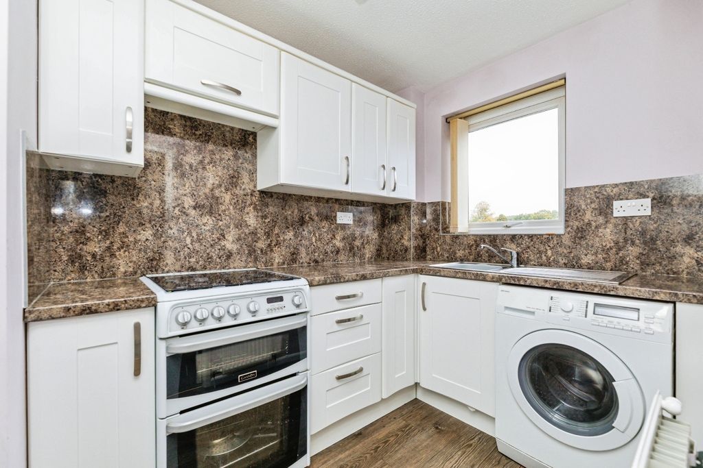 Property photo 2 of 17 Pbox-Img.Jpg