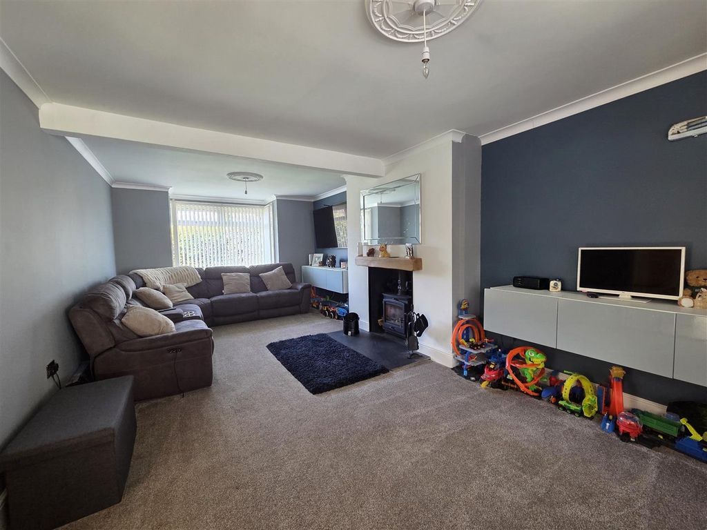 Property photo 2 of 19 Image.Jpg