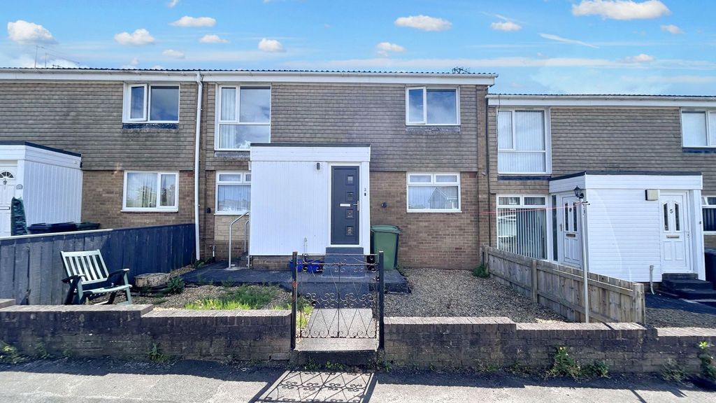 Property photo 1 of 12