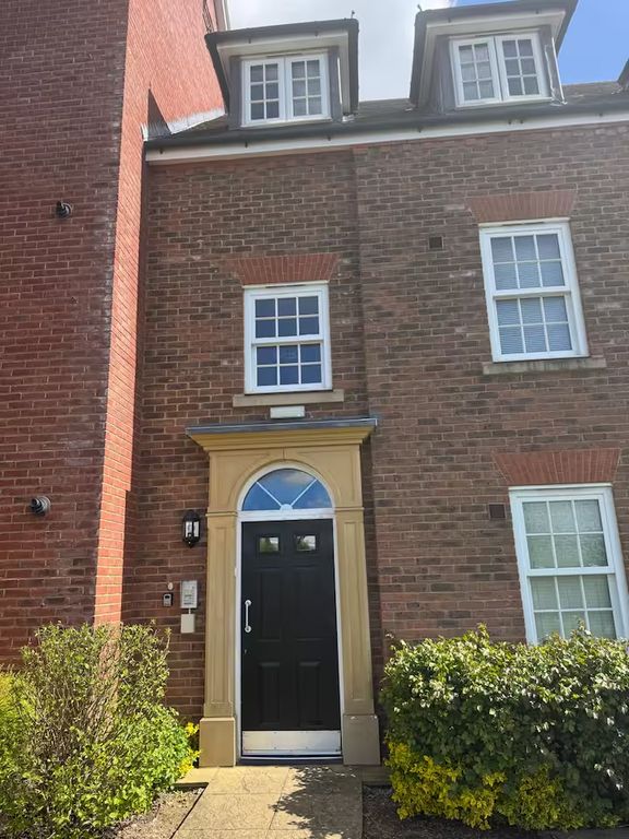 Property photo 2 of 10