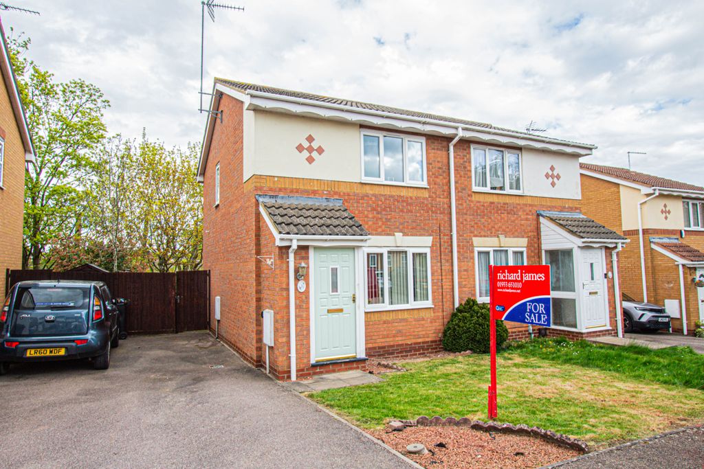 Property photo 1 of 10 Front