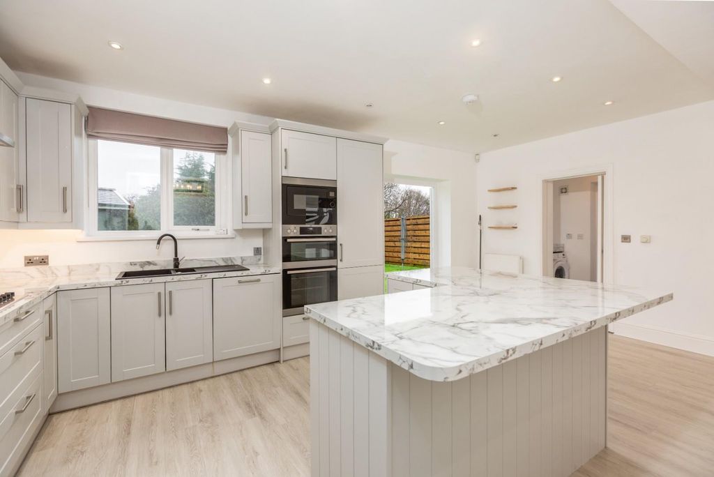 Property photo 2 of 38 Cz0A5460-Edit.Jpg