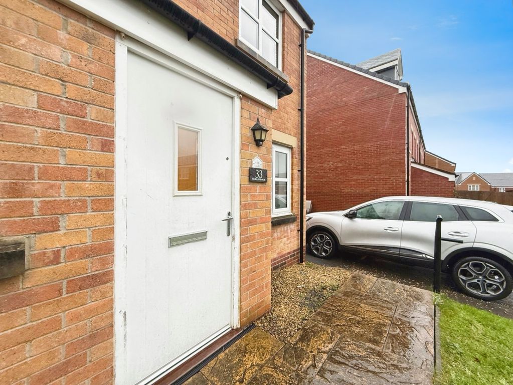 Property photo 2 of 20 4657433