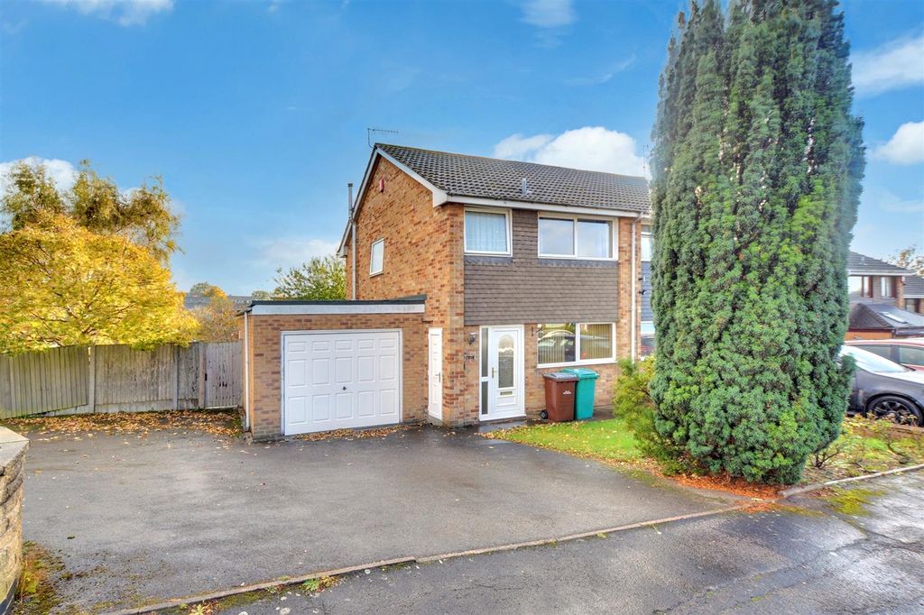 Property photo 1 of 18 Front (2).Jpeg