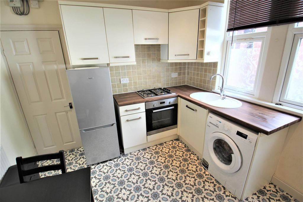 Property photo 2 of 7 Property Photo