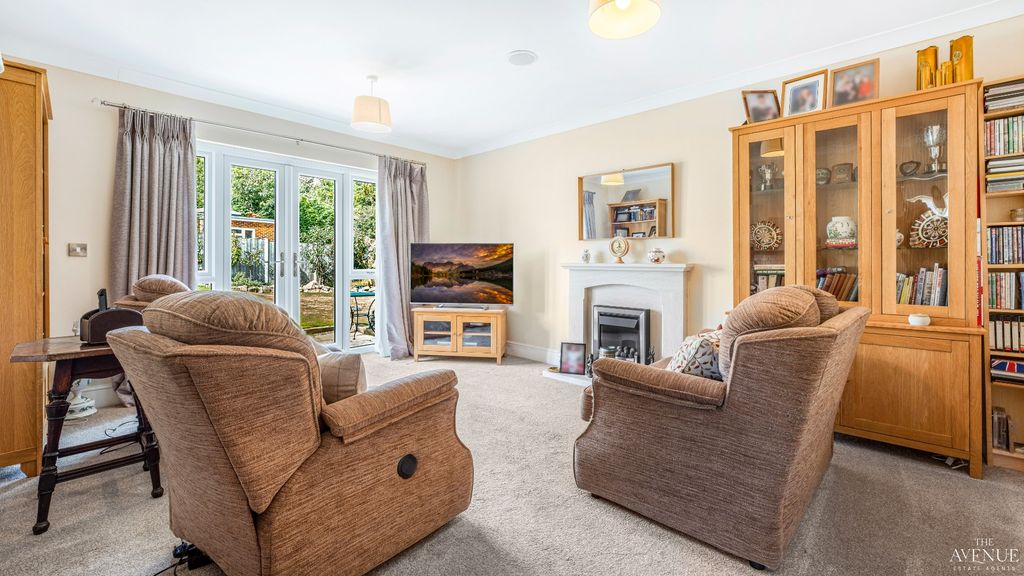 Property photo 2 of 21 4353115