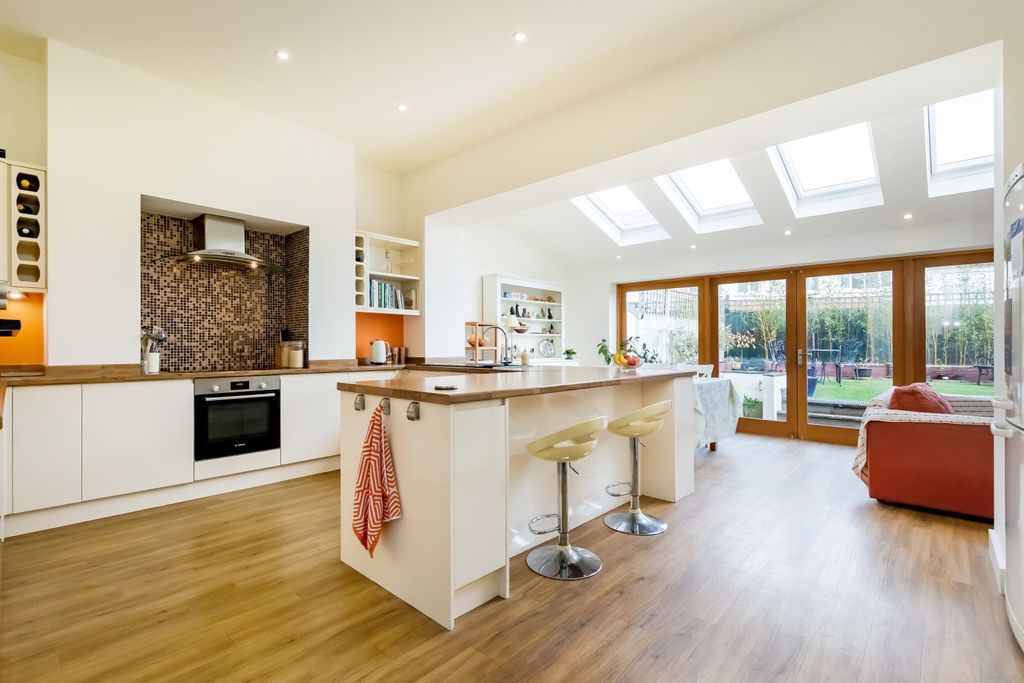 Property photo 2 of 17 Kitchen Area