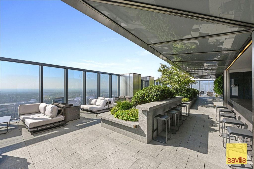 Property photo 3 of 28 Communal Terrace