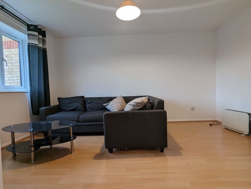 Property photo 2 of 7
