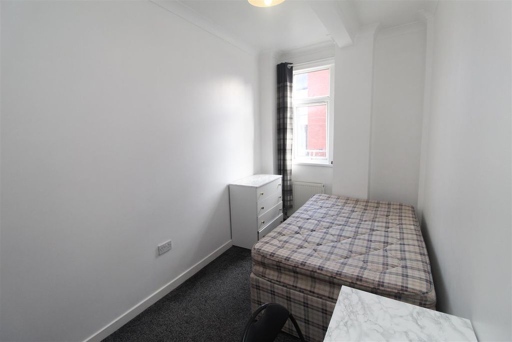 Property photo 1 of 14 Img_0877.Jpg