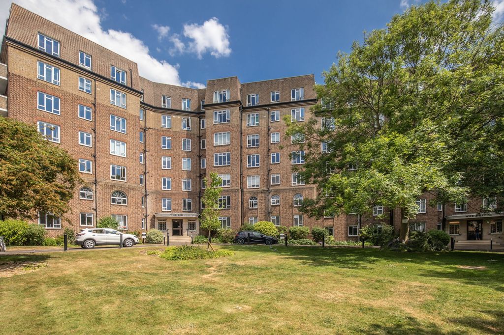 Property photo 1 of 17 Front