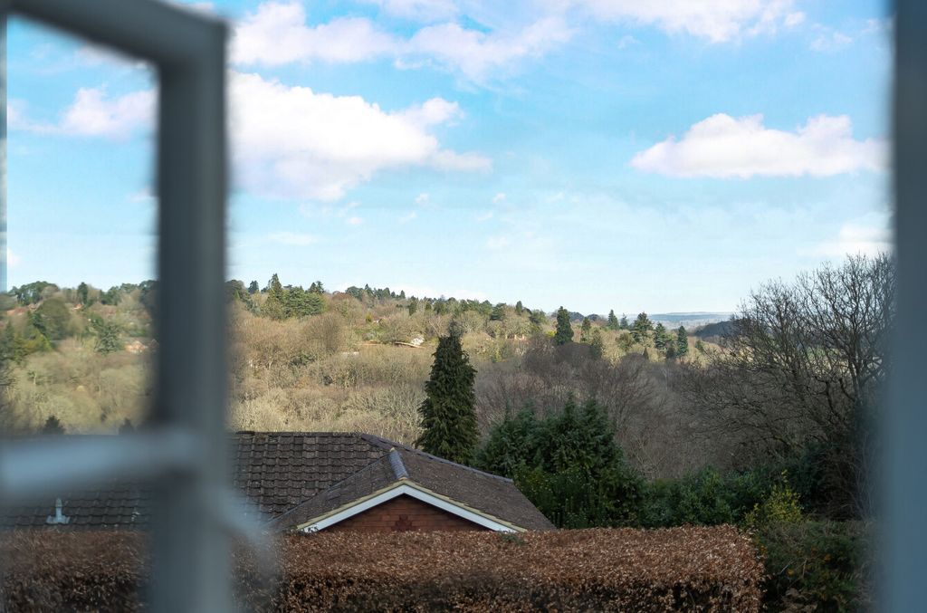 Additional image 22 of 4 bed semi-detached house for saleHaslemere, Surrey GU27