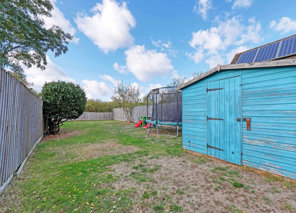 Property photo 3 of 16