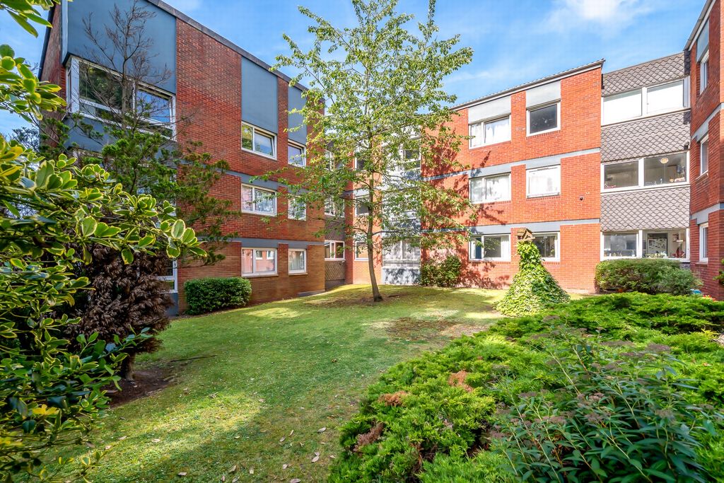 Property photo 1 of 14 Photo 15