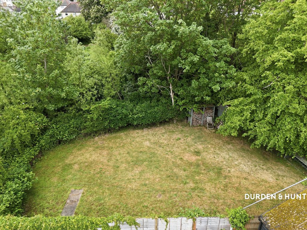 Additional image 15 of 2 bed flat for saleHigh Street, Ongar CM5