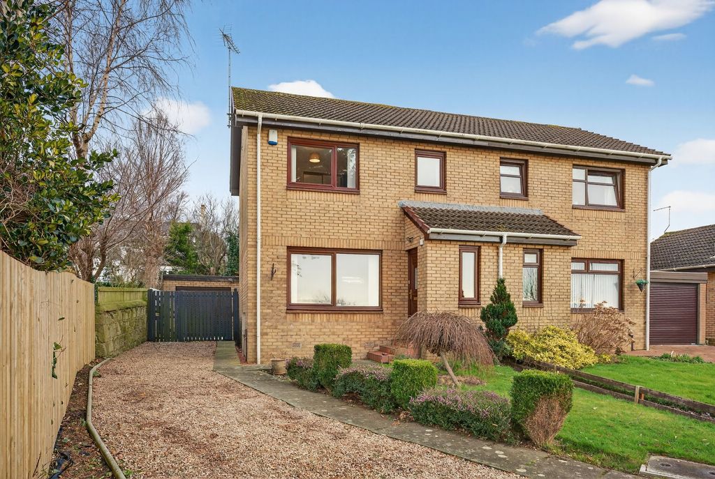 Property photo 1 of 27