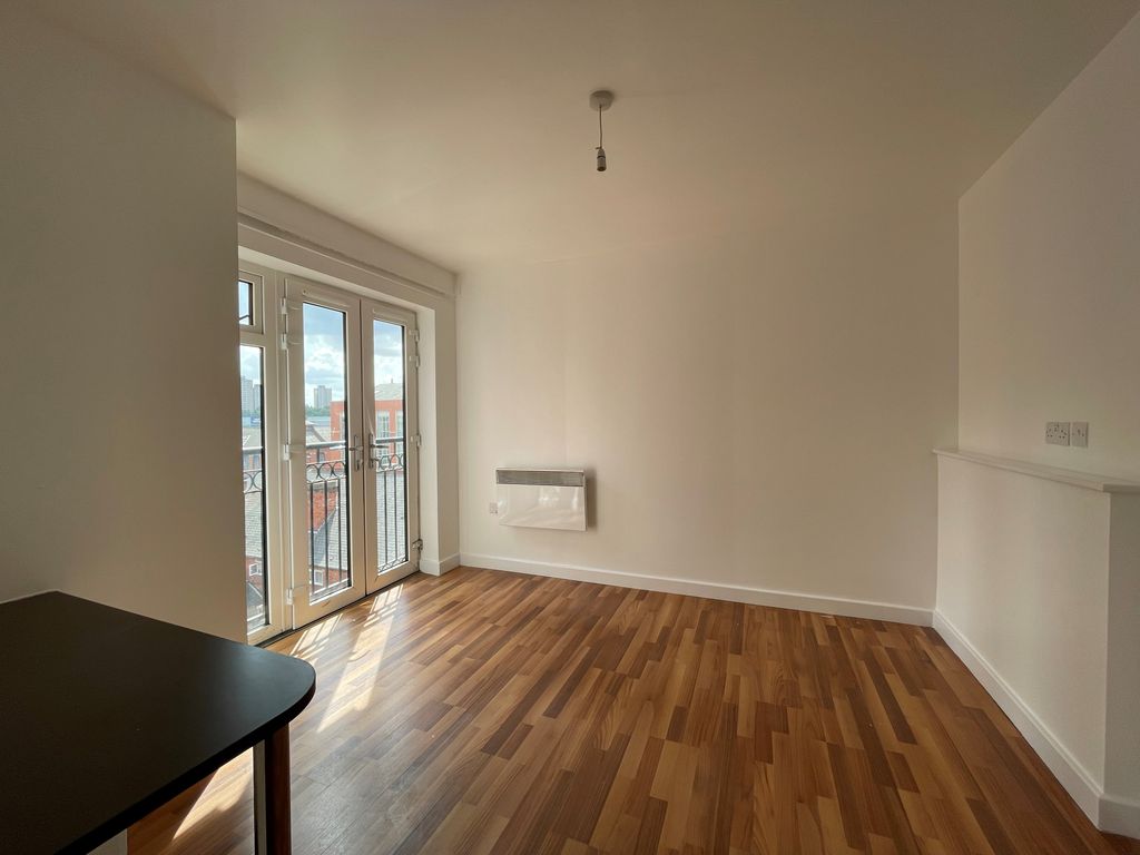 Property photo 3 of 4