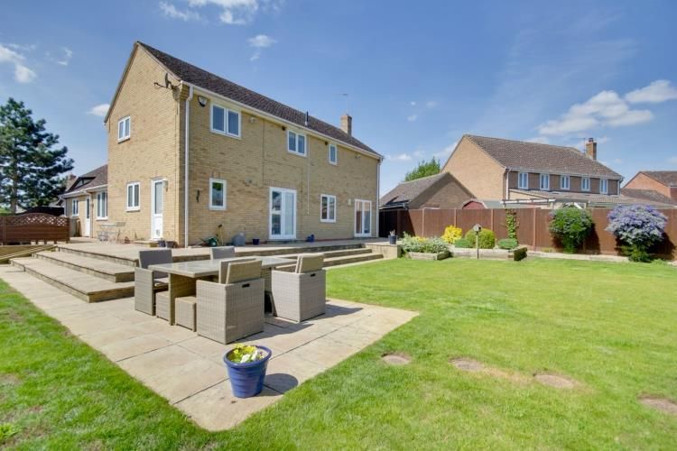 Property photo 3 of 23