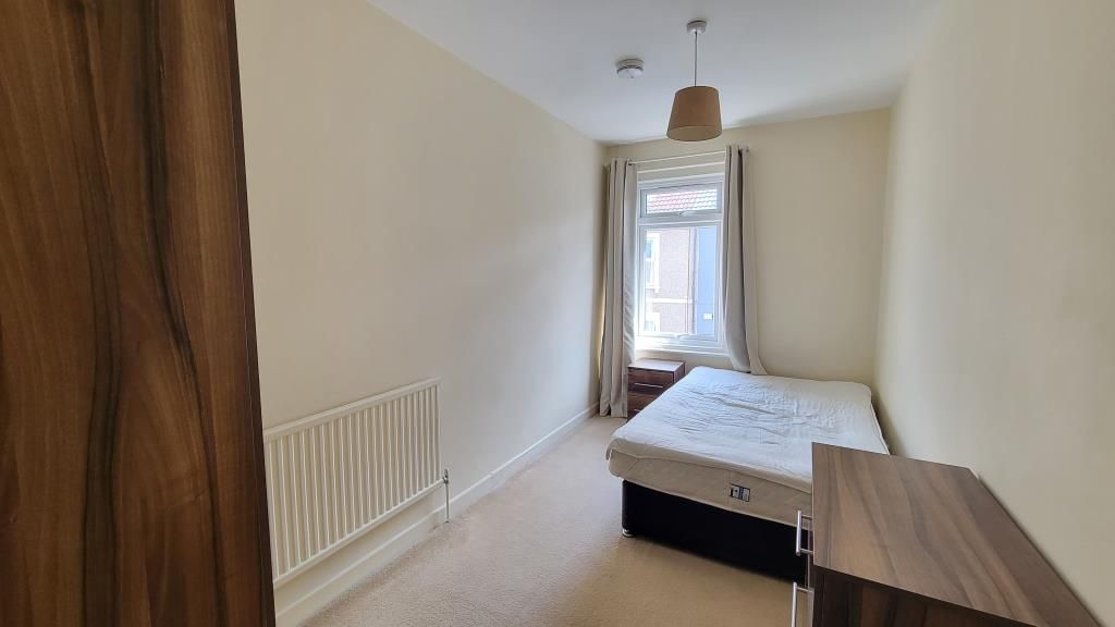Property photo 3 of 10 Bedroom 3