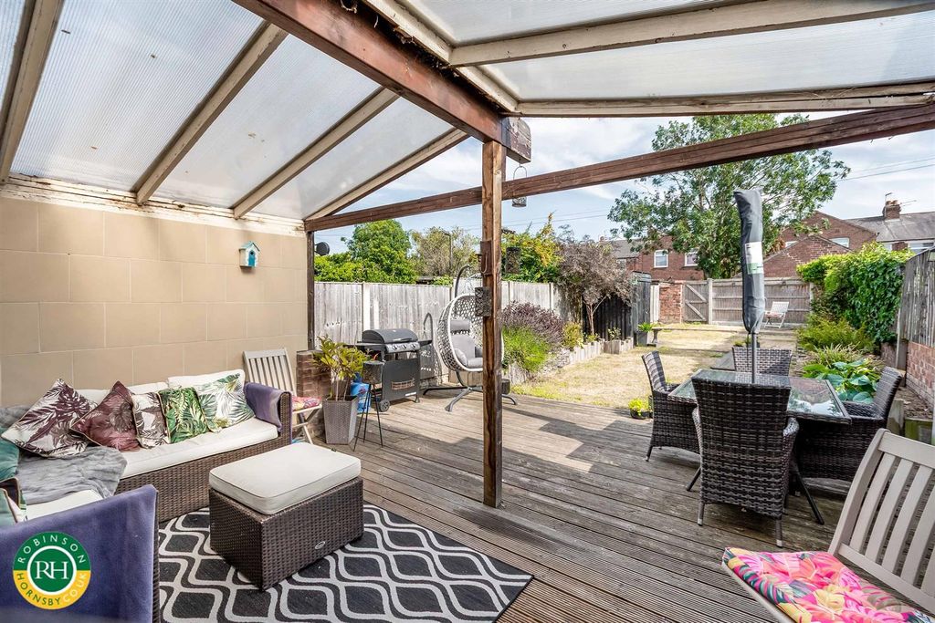 Property photo 2 of 15 Decking Area