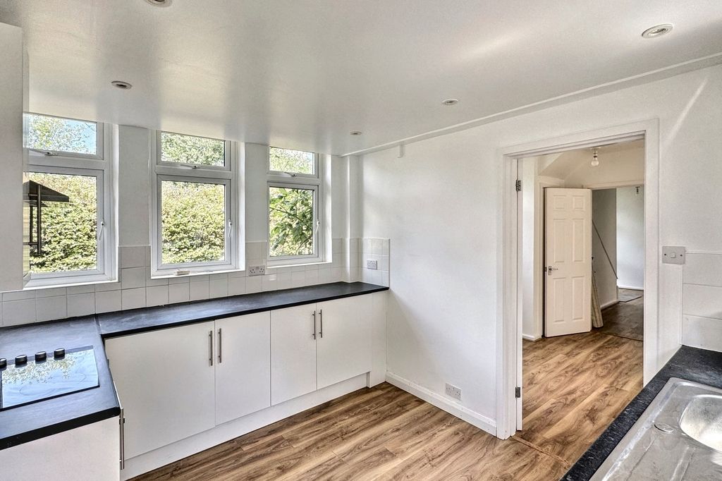 Property photo 3 of 17 Img_0231