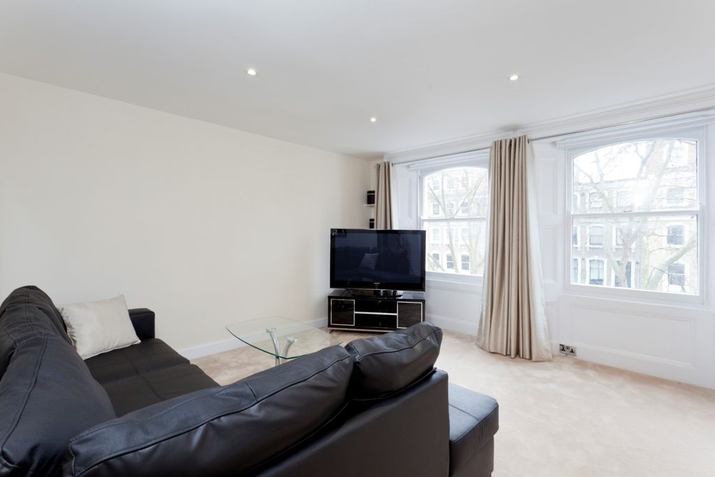 Property photo 2 of 5 Reception 2 (Large)