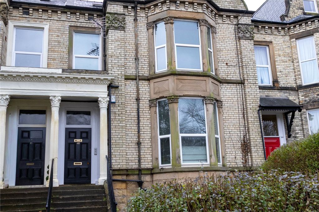 Property photo 1 of 17 Front