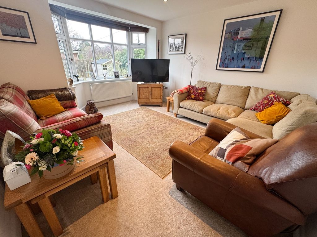 Property photo 3 of 20